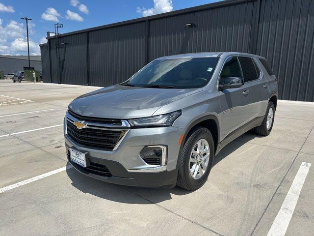 used 2023 Chevrolet Traverse car, priced at $29,144