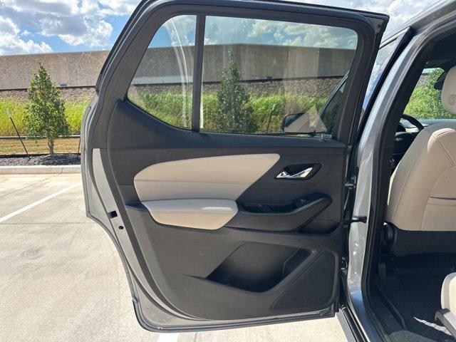 used 2023 Chevrolet Traverse car, priced at $29,144