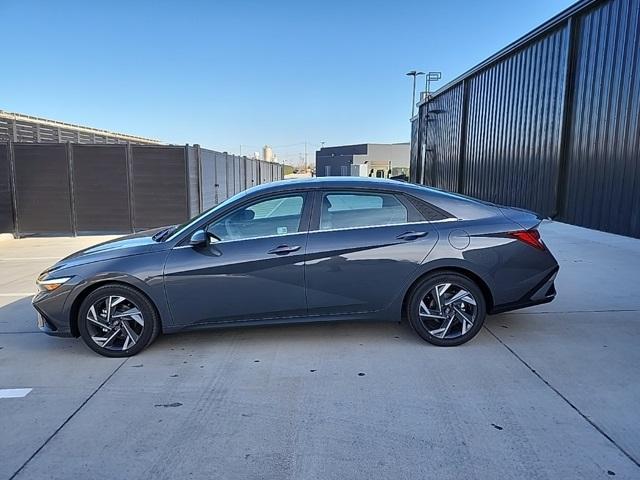 new 2025 Hyundai Elantra car, priced at $24,507