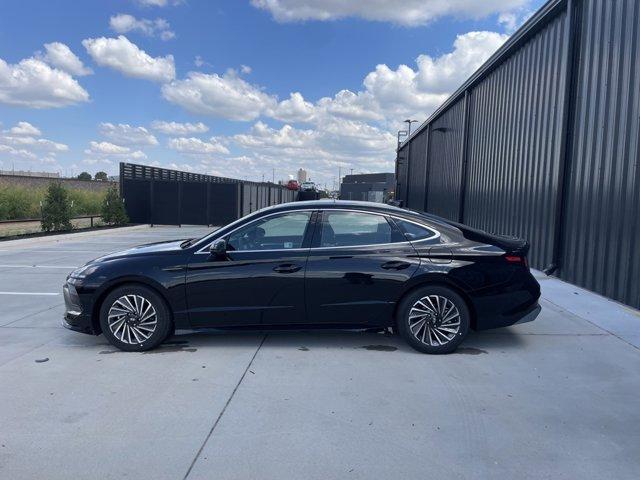 new 2024 Hyundai Sonata Hybrid car, priced at $33,241