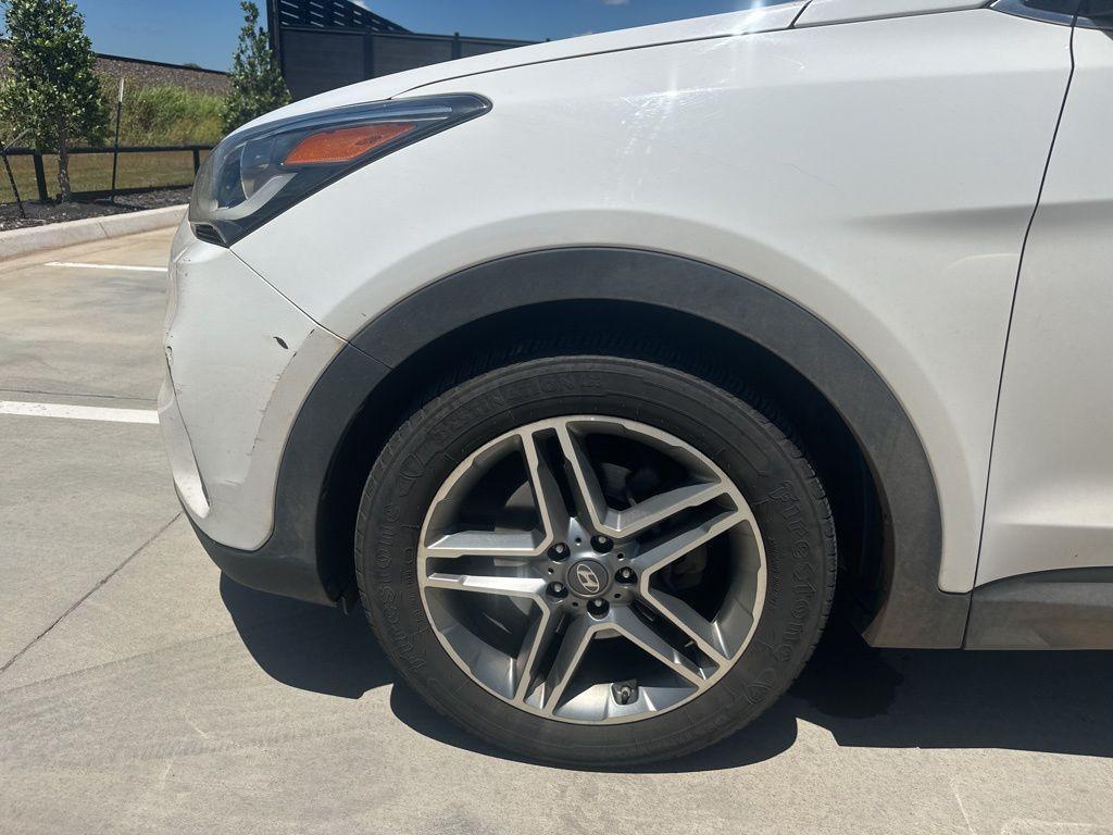 used 2017 Hyundai Santa Fe car, priced at $13,998