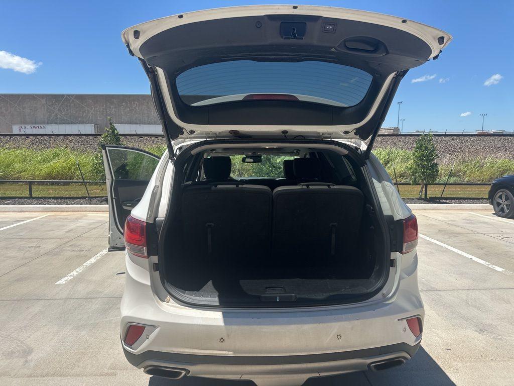 used 2017 Hyundai Santa Fe car, priced at $13,998
