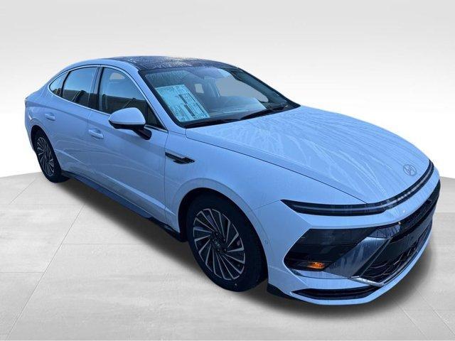 new 2026 Hyundai Sonata Hybrid car, priced at $39,350