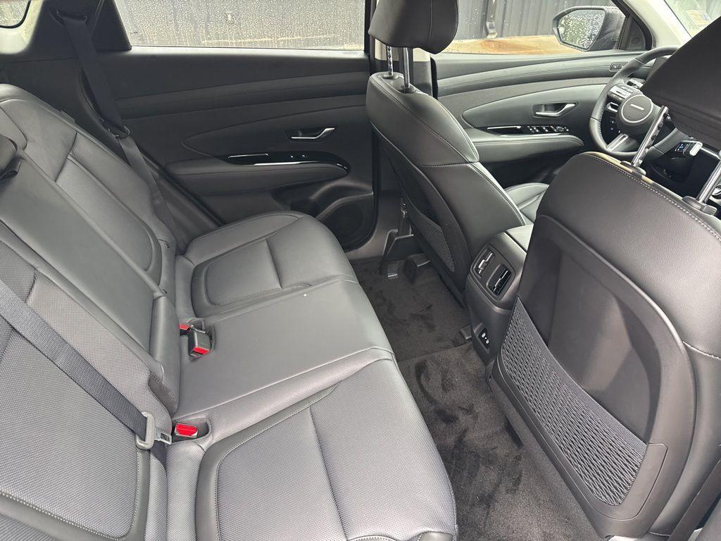 new 2026 Hyundai TUCSON Hybrid car, priced at $38,592