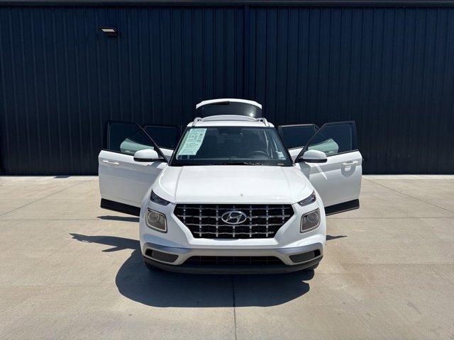 used 2025 Hyundai Venue car, priced at $21,148