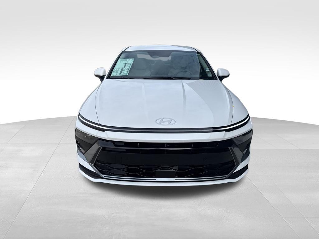 new 2026 Hyundai Sonata Hybrid car, priced at $31,350