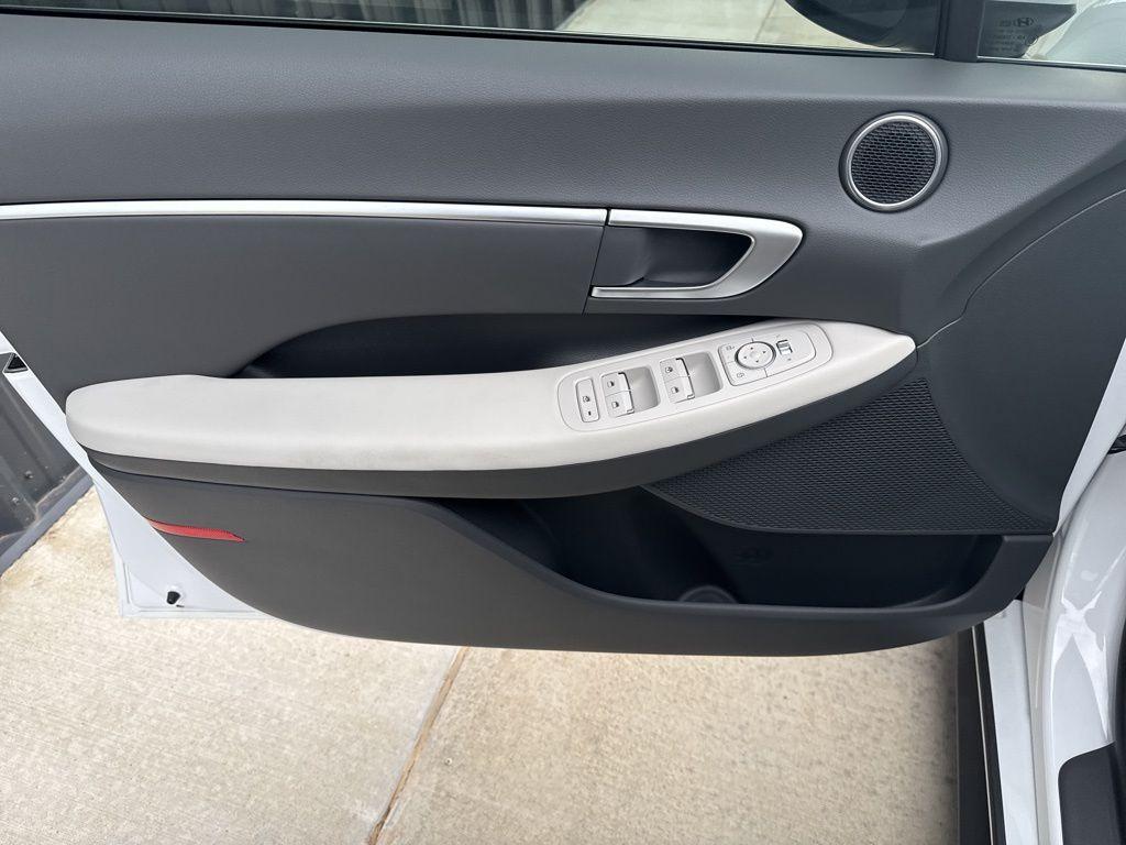 new 2026 Hyundai Sonata Hybrid car, priced at $31,350