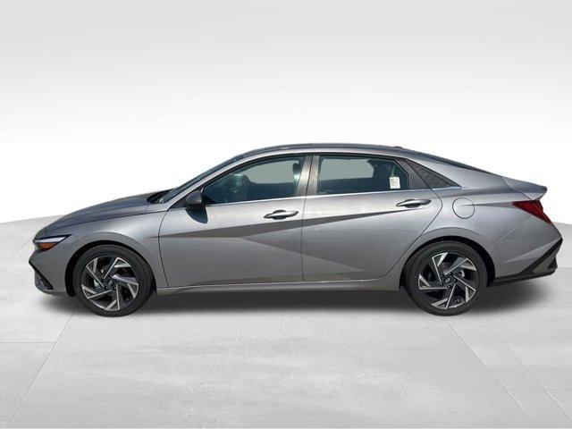 new 2025 Hyundai Elantra car, priced at $19,139