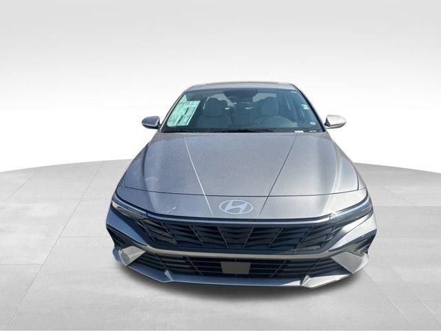 new 2025 Hyundai Elantra car, priced at $19,139