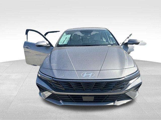 new 2025 Hyundai Elantra car, priced at $19,139
