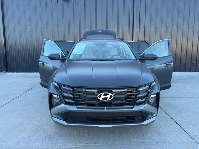 new 2025 Hyundai Tucson car, priced at $32,942