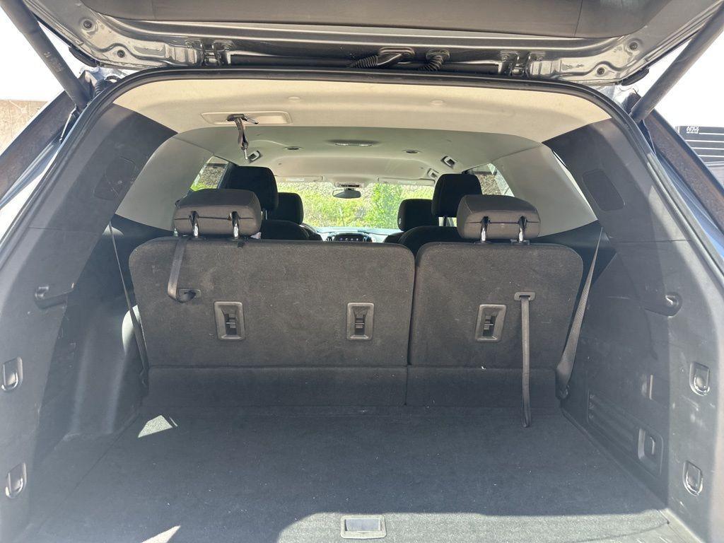 used 2021 Chevrolet Traverse car, priced at $24,623