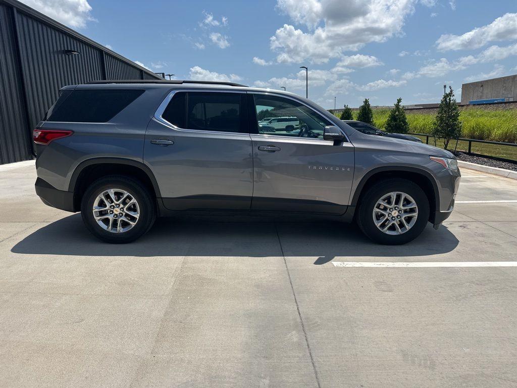 used 2021 Chevrolet Traverse car, priced at $24,623