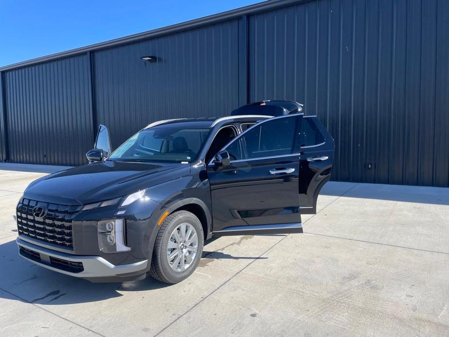 new 2025 Hyundai Palisade car, priced at $40,387