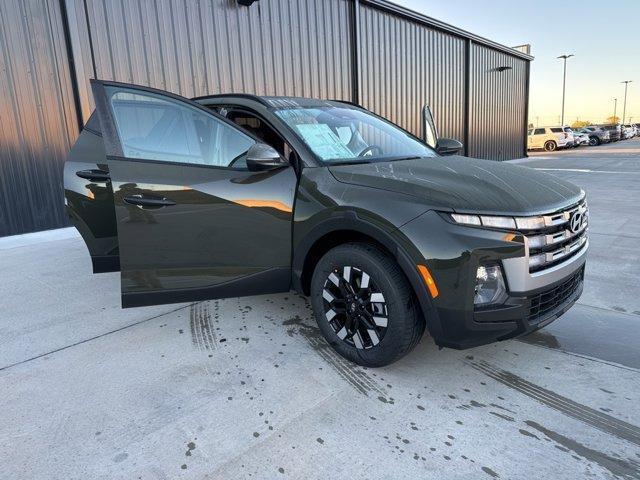 new 2025 Hyundai Santa Cruz car, priced at $33,323