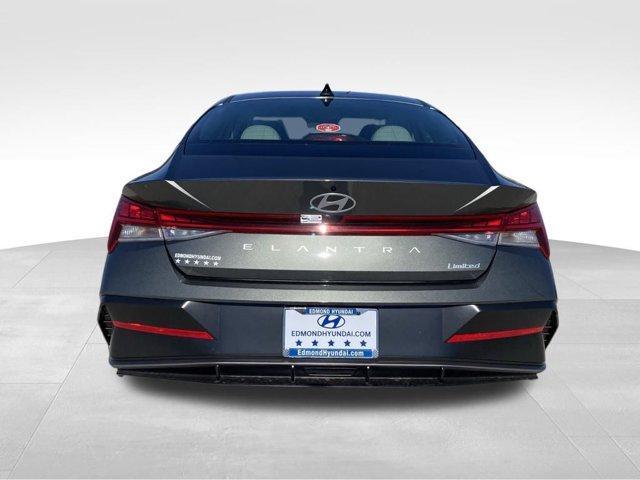 new 2025 Hyundai Elantra car, priced at $19,957