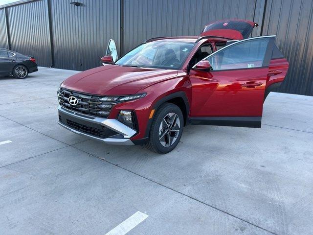 new 2025 Hyundai Tucson car, priced at $32,444