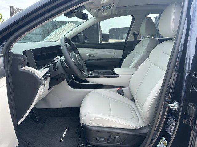 new 2025 Hyundai TUCSON Hybrid car, priced at $31,647
