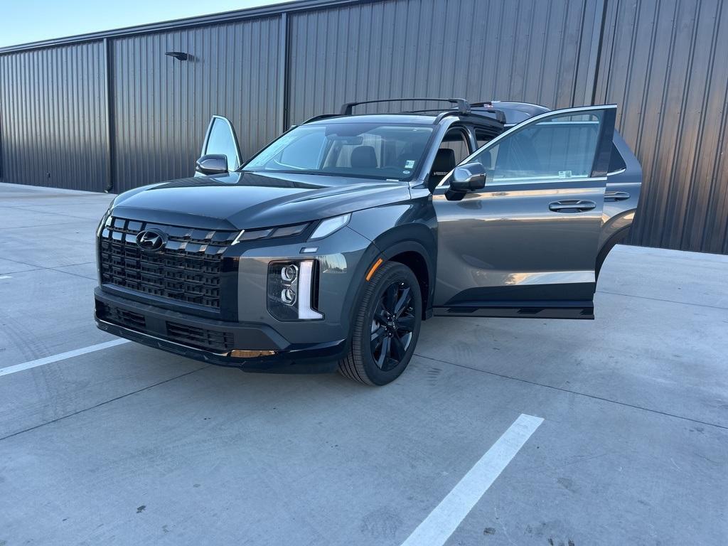 new 2025 Hyundai Palisade car, priced at $41,005