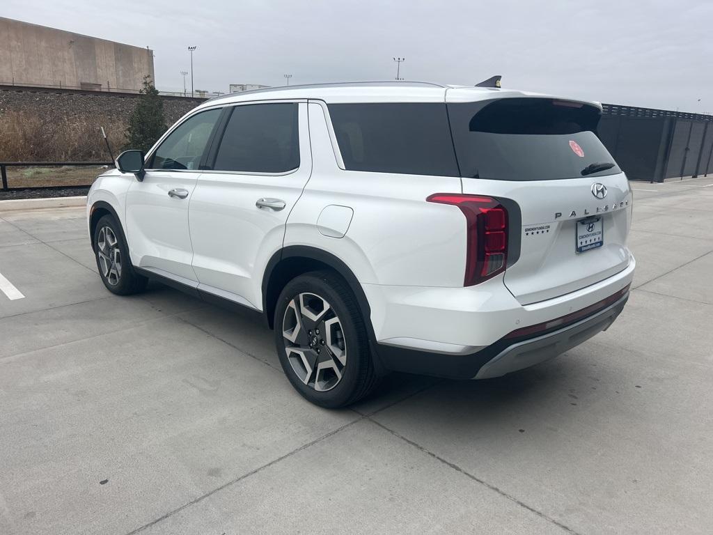 new 2025 Hyundai Palisade car, priced at $40,620