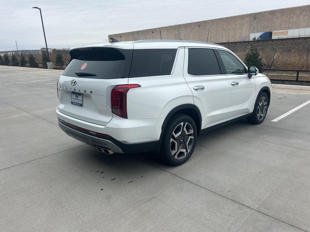 new 2025 Hyundai Palisade car, priced at $40,620