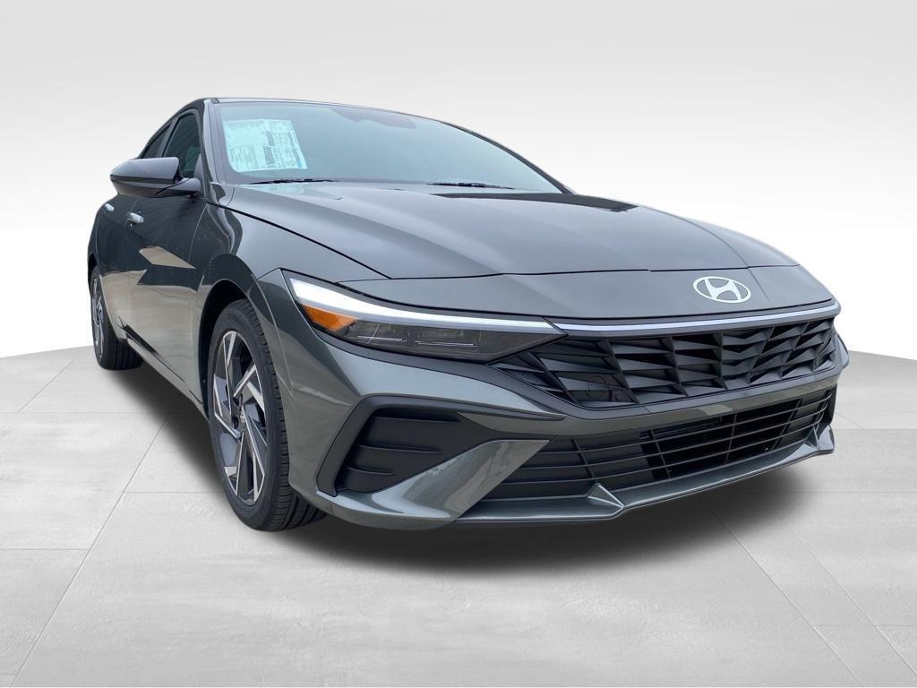 new 2025 Hyundai Elantra car, priced at $15,831