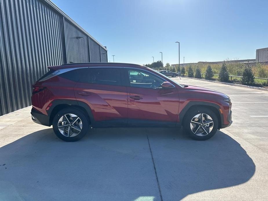 new 2025 Hyundai Tucson car, priced at $30,950