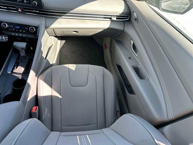 new 2025 Hyundai Elantra car, priced at $18,594
