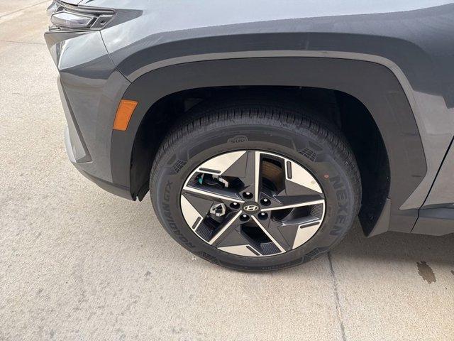 new 2026 Hyundai TUCSON Hybrid car, priced at $36,445