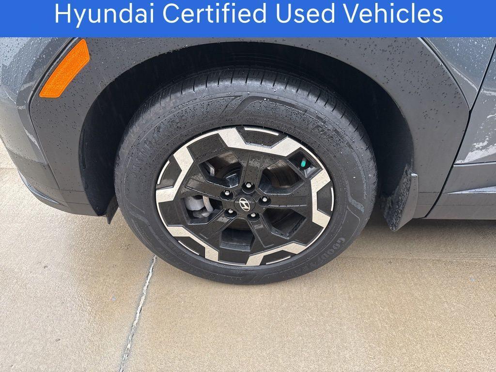 used 2025 Hyundai Santa Fe car, priced at $32,414