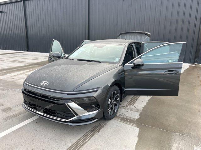 new 2025 Hyundai Sonata car, priced at $28,382