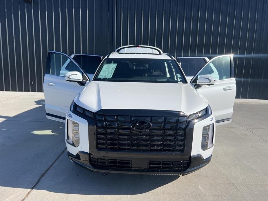 new 2025 Hyundai Palisade car, priced at $53,477