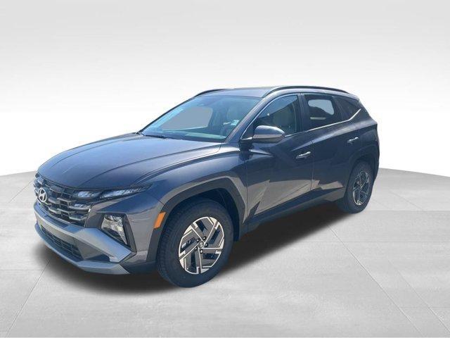 new 2025 Hyundai TUCSON Hybrid car, priced at $31,097