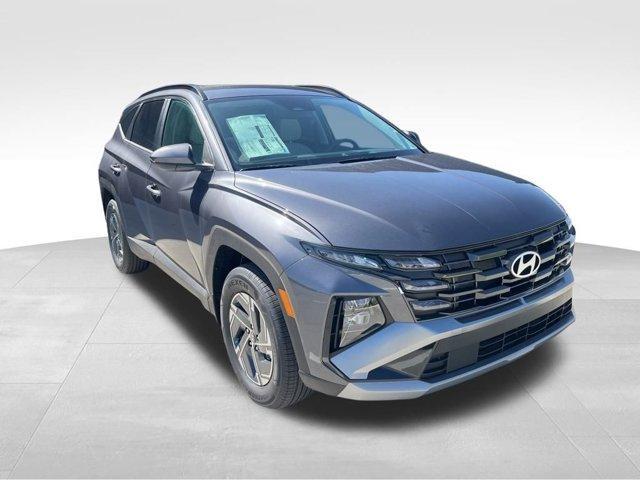 new 2025 Hyundai TUCSON Hybrid car, priced at $31,097