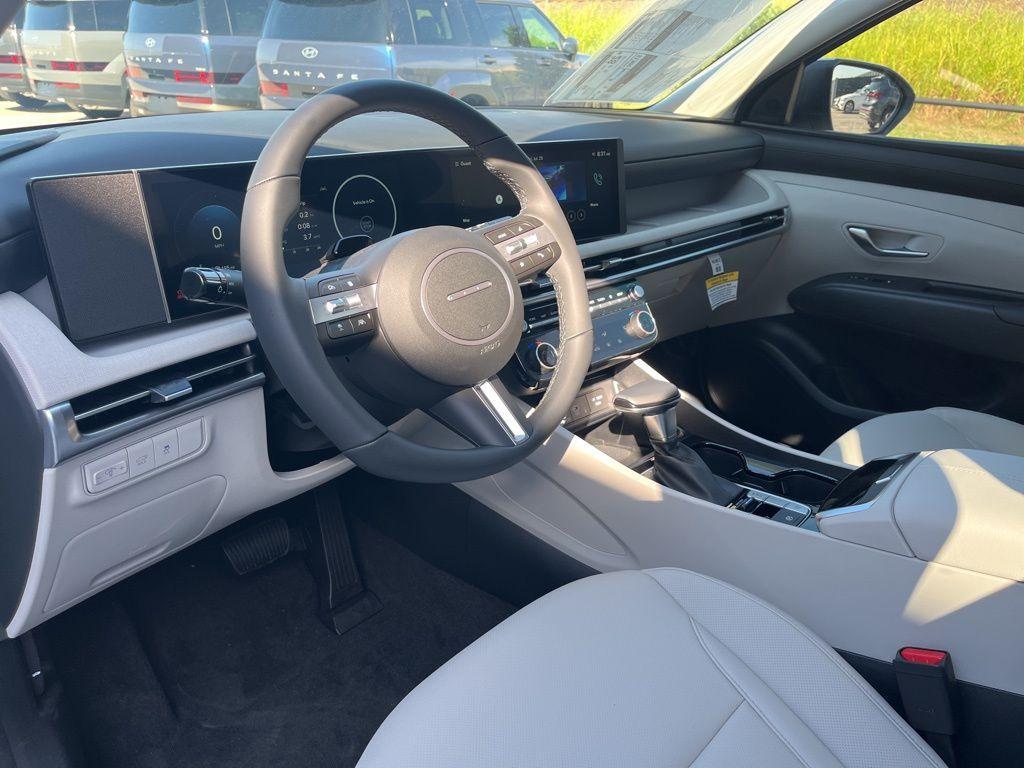 new 2025 Hyundai Tucson car