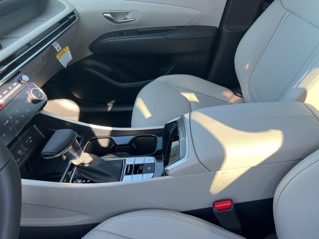 new 2025 Hyundai Tucson car