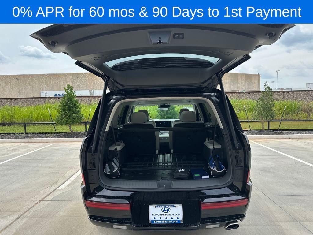 new 2025 Hyundai Santa Fe car, priced at $40,014