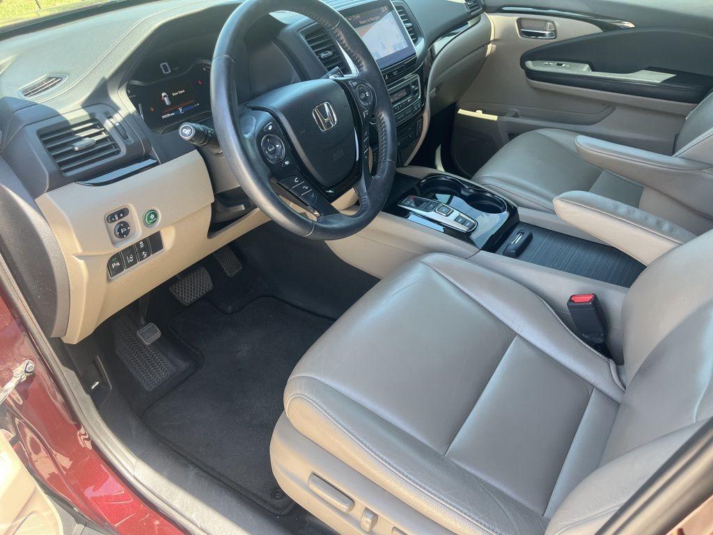 used 2016 Honda Pilot car