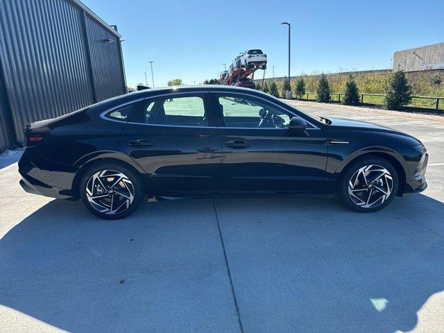 new 2025 Hyundai Sonata car, priced at $30,309