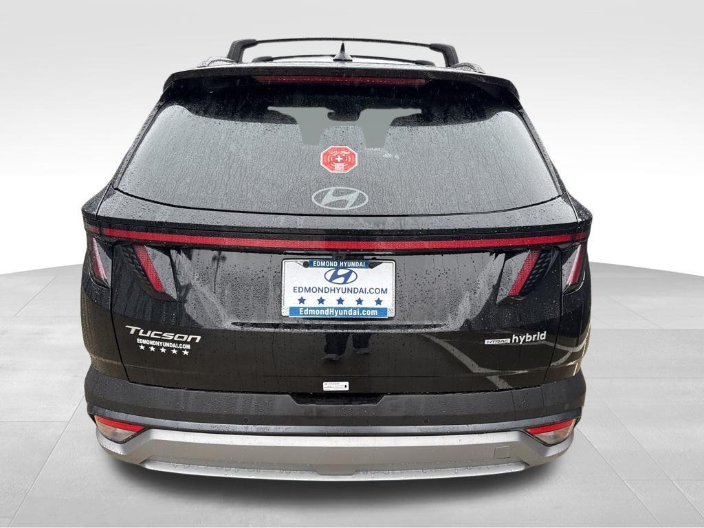 new 2026 Hyundai TUCSON Hybrid car, priced at $38,492