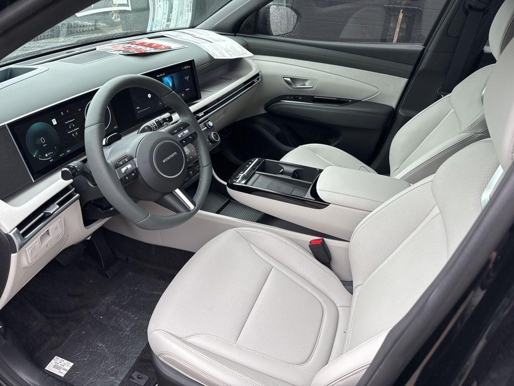 new 2026 Hyundai TUCSON Hybrid car, priced at $38,492