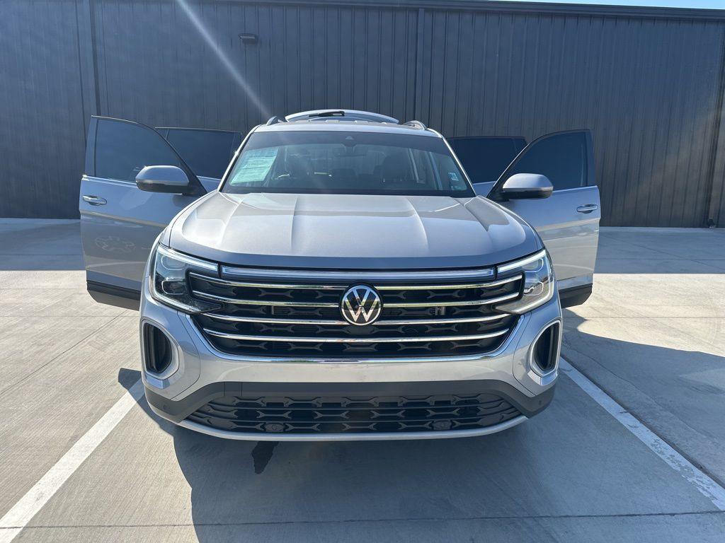 used 2024 Volkswagen Atlas car, priced at $34,273