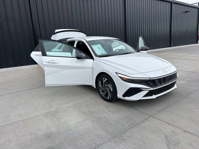 new 2025 Hyundai Elantra car, priced at $24,439