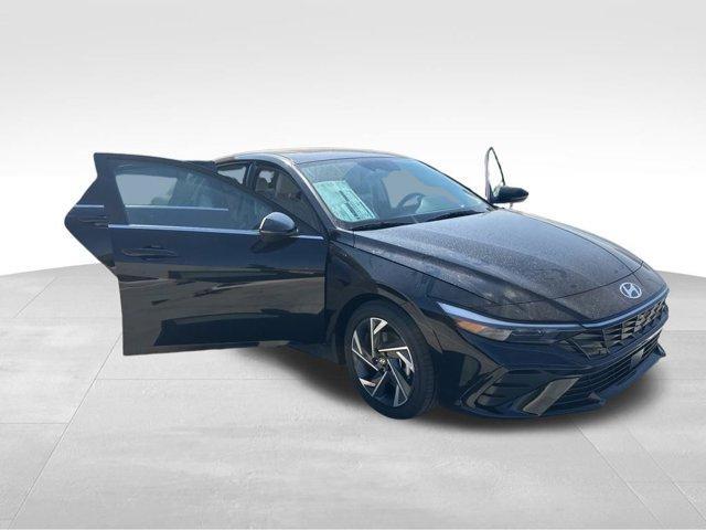 new 2025 Hyundai Elantra car, priced at $19,927