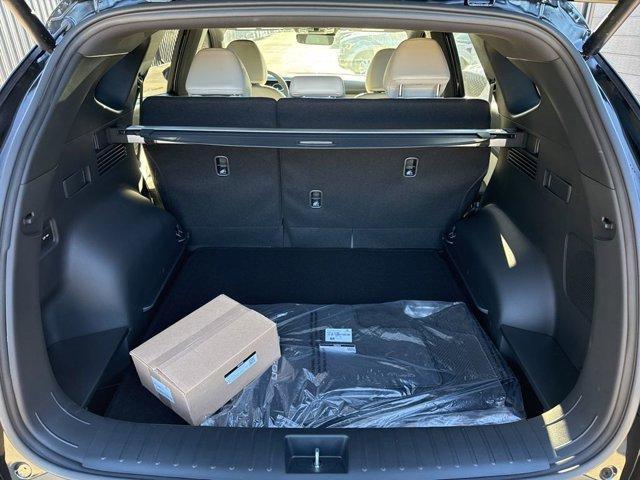 new 2026 Hyundai TUCSON Hybrid car, priced at $38,582