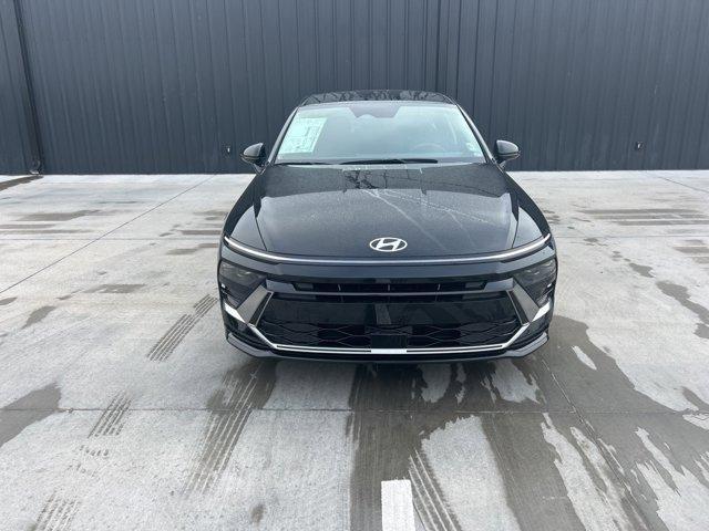 new 2025 Hyundai Sonata Hybrid car, priced at $32,017