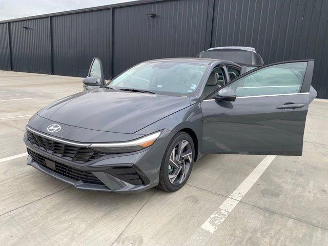 new 2025 Hyundai Elantra car, priced at $19,957