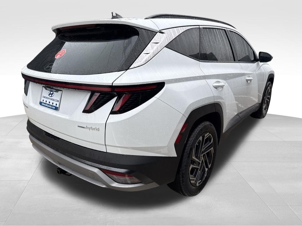 new 2026 Hyundai TUCSON Hybrid car, priced at $39,142