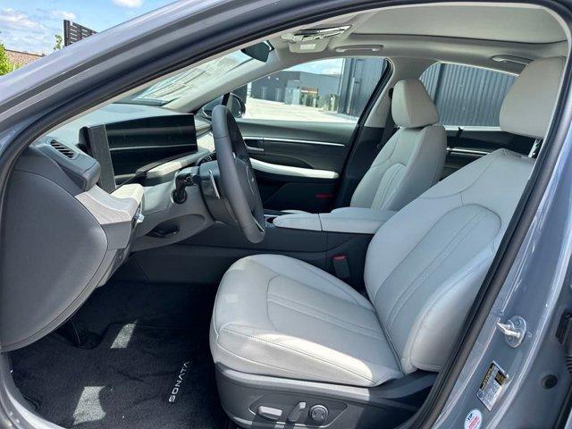 new 2025 Hyundai Sonata Hybrid car, priced at $32,411