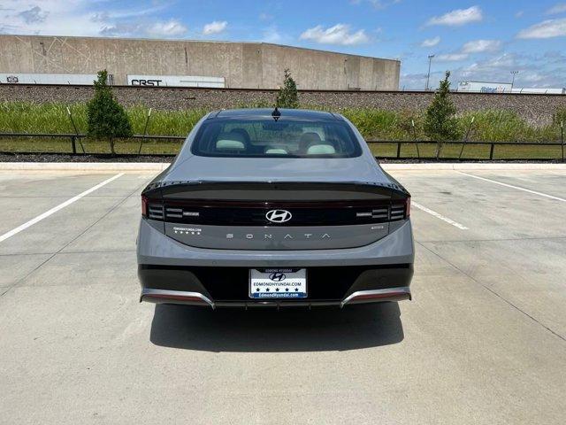 new 2025 Hyundai Sonata Hybrid car, priced at $32,411